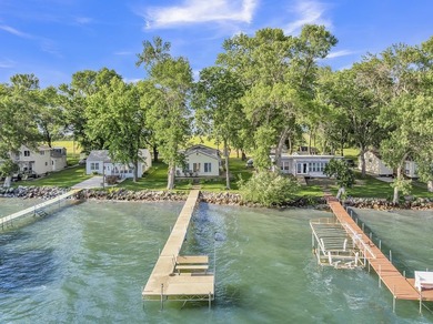 One of the nicest lots in McClelland's beach with plenty of - photo 3