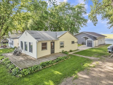 One of the nicest lots in McClelland's beach with plenty of - photo 4