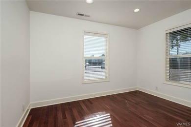 CENTRALLY LOCATED TO THE UNIVERSITY AND DOWNTOWN. OFFICE - photo 16