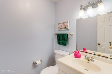 You don't want to miss this charming 2bd 1.5ba townhouse condo - photo 18