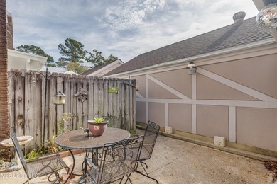 You don't want to miss this charming 2bd 1.5ba townhouse condo - photo 19