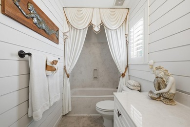 Welcome to 36 St. Francis Drive South, a beautifully maintained - photo 39