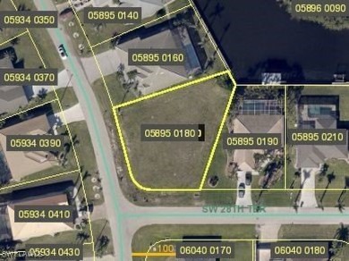 City water and sewer, beautiful neighborhood, one of the few and - photo 3