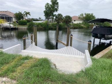 City water and sewer, beautiful neighborhood, one of the few and - photo 10