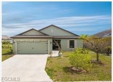 Lake Home For Sale in Other City - In The State Of Florida, Florida