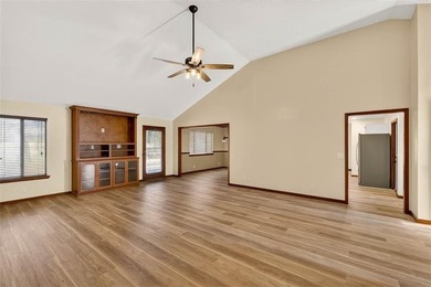 Welcome to Windward Acres-where mature oaks, spacious homesites - photo 8