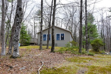 Welcome to your waterfront retreat on the quiet shores of Fahi - photo 10