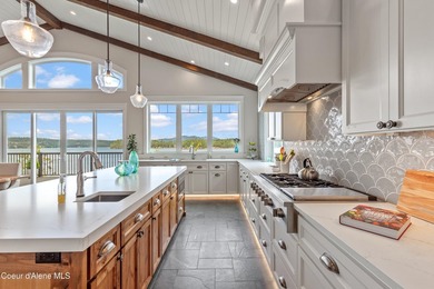 Experience life at the water's edge on one of Hayden Lake's most - photo 12