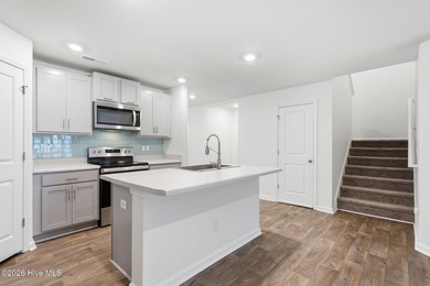 Seller offering $5,000 in closing cost assistance! Built in 2022 - photo 12