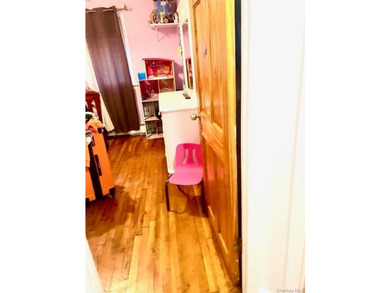 ***ACCEPTED OFFER***Modern, fully renovated 2-family duplex - photo 12