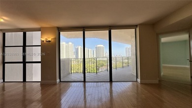 Rare, oversized split-plan residence on the 14th floor at the - photo 15