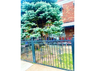 ***ACCEPTED OFFER***Modern, fully renovated 2-family duplex - photo 16