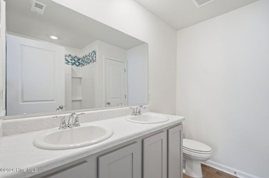 Seller offering $5,000 in closing cost assistance! Built in 2022 - photo 22