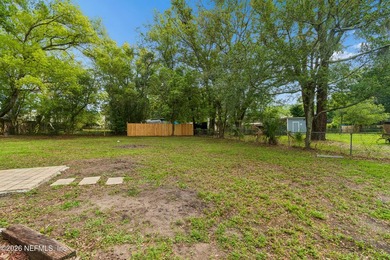 Renovated | Triple Lot | Zoned CO | Multi-Use Potential Situated - photo 22