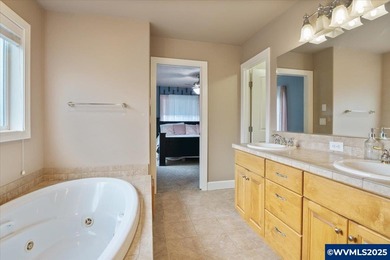 Open House Jan 25, 1 to 3.Welcome home to Creekside!  Great home