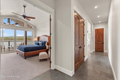 Experience life at the water's edge on one of Hayden Lake's most - photo 26