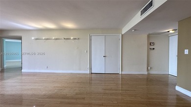 Rare, oversized split-plan residence on the 14th floor at the - photo 26