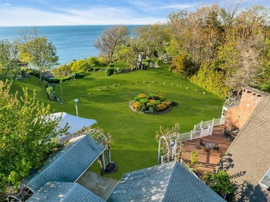 Soundfront! This rare waterfront offering is set on 3.4 bucolic - photo 32