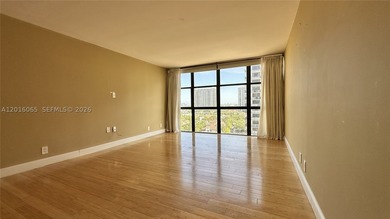 Rare, oversized split-plan residence on the 14th floor at the - photo 33