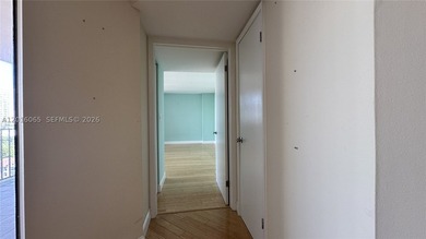 Rare, oversized split-plan residence on the 14th floor at the - photo 36