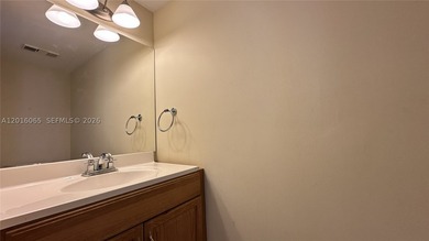 Rare, oversized split-plan residence on the 14th floor at the - photo 38