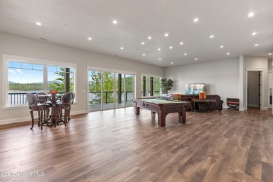 Experience life at the water's edge on one of Hayden Lake's most - photo 40