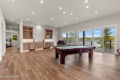 Experience life at the water's edge on one of Hayden Lake's most - photo 42