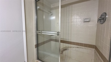 Rare, oversized split-plan residence on the 14th floor at the - photo 49