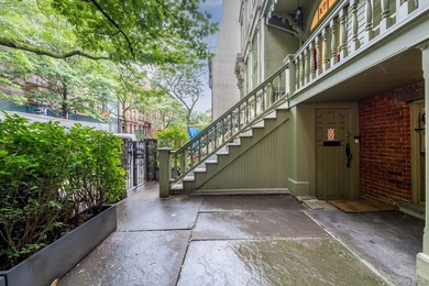 Welcome to 17 East 128th Street, a rare unique opportunity to - photo 3