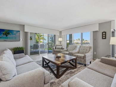 SUPER CLOSE TO THE BEACH! DOCK! 3 BEDROOMS! Beautifully - photo 2