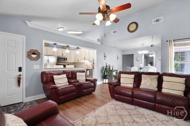 Excellent location ,NO HOA!! Close to Malls and Hospitals - photo 3