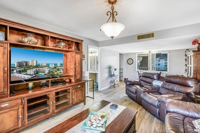 Conveniently located within walking distance to the beach this 2 - photo 3