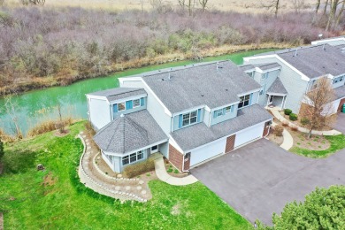 Lake Townhome/Townhouse Sale Pending in Fox Lake, Illinois