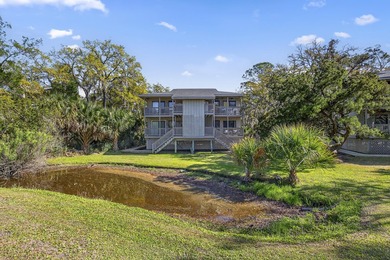 Enjoy coastal living in this beautiful fully furnished 2-bedroom - photo 22
