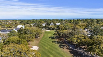 Enjoy coastal living in this beautiful fully furnished 2-bedroom - photo 32