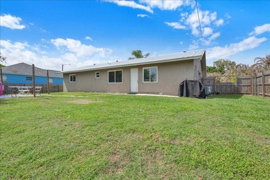 This beautiful CBS home features a 2021 metal roof, spacious - photo 45