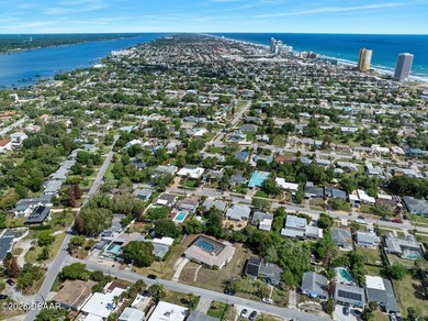 OWNER WELCOMES OFFERS on this POOL and PENINSULA PROPERTY neatly - photo 58