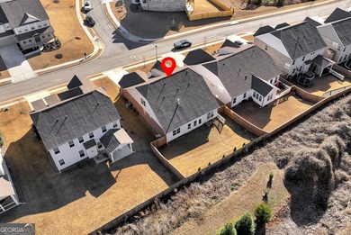 Welcome home to this stunning 5-bedroom, 3-bath home in the - photo 3
