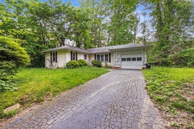 Lake Home Sale Pending in Hendersonville, North Carolina
