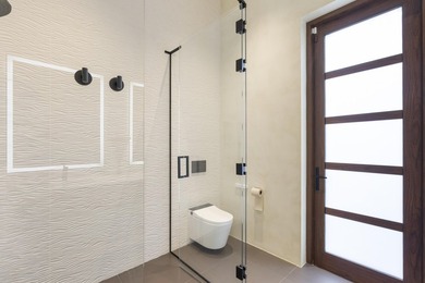 Unparalleled luxury new construction on 100' of prime - photo 32