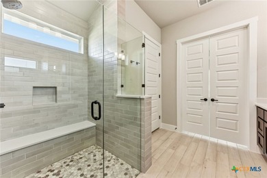 Auburn Plan with upgraded kitchen, quartz countertops, dry bar - photo 33