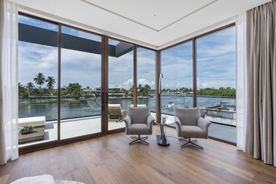 Unparalleled luxury new construction on 100' of prime - photo 42