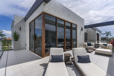 Unparalleled luxury new construction on 100' of prime - photo 44