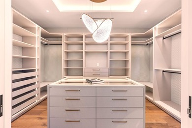 Unparalleled luxury new construction on 100' of prime - photo 48