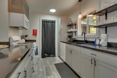 Great location in Tahoe City! Property is currently being - photo 3