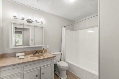 This exceptional property offers a rare three-in-one - photo 16