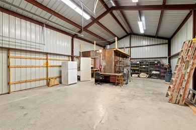 This exceptional property offers a rare three-in-one - photo 28