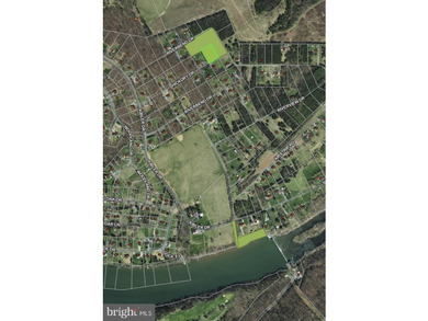 Discover the possibilities on Riverbend Drive. Tucked within a - photo 39
