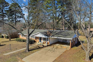 Lake Gladewater Home For Sale in Gladewater Texas