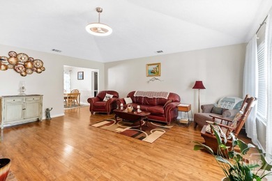 Filled with natural light and designed for comfortable living - photo 5